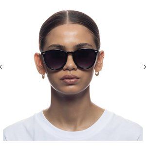 NWT LE Specs Firestarter Black
